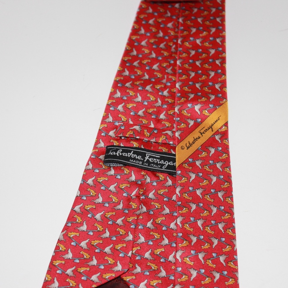 Ferragamo Men’s Tie 🔥